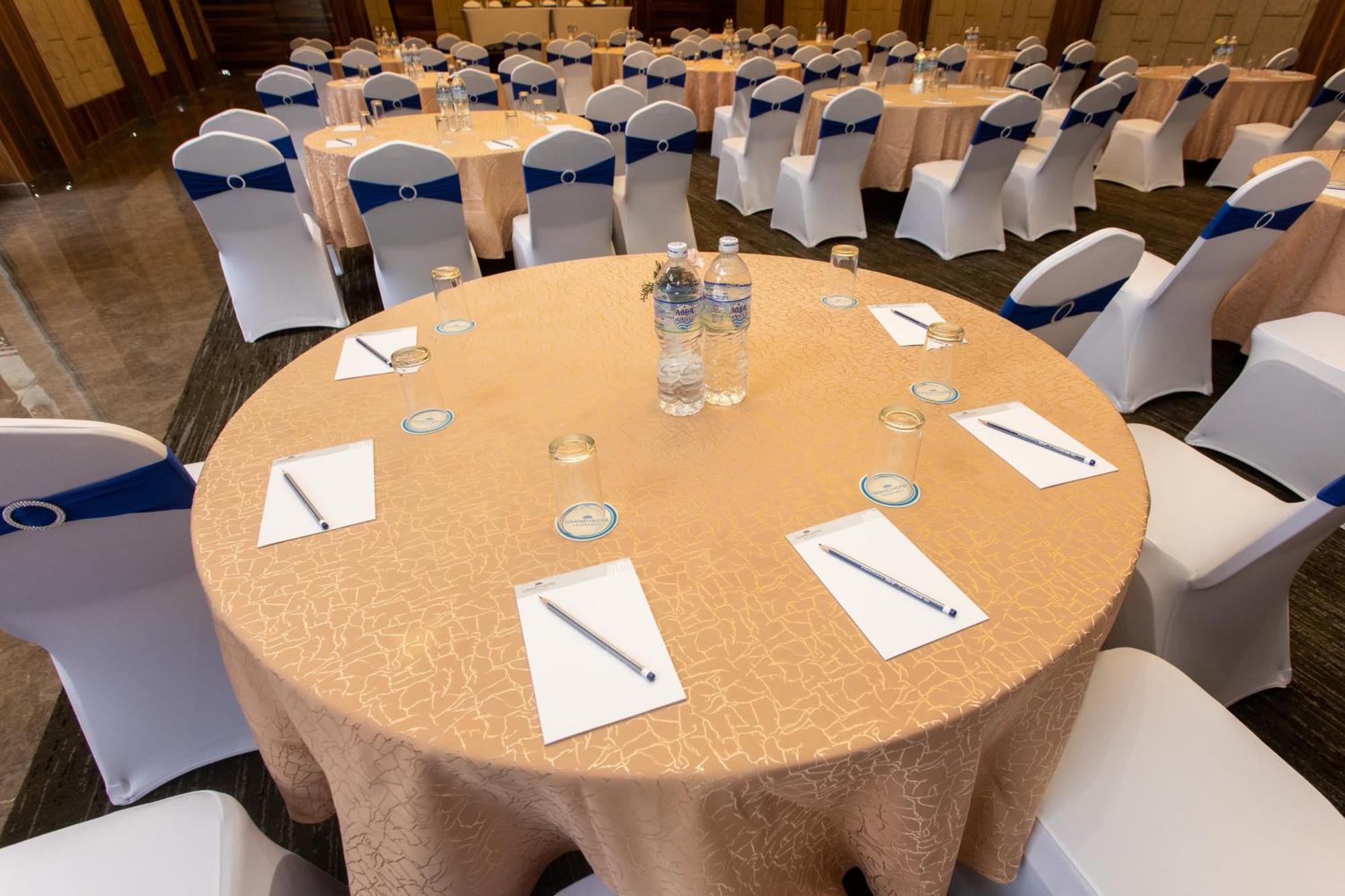 Grand Hotel Katmandu Zewnętrze zdjęcie